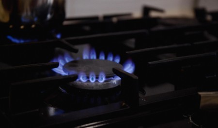 Скрытая угроза на вашей кухне: за что будут отключать газ и выписывать крупные штрафы 