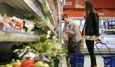 Без киви, сельдерея и перца. Какие продукты пропадут в Архангельске из-за войны на Ближнем Востоке 