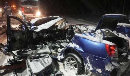 В одной из машин выжила семья с ребенком. Подробности смертельной аварии на М-8 в Архангельской области