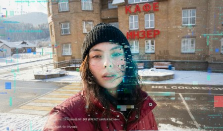 «Ты свет, ты цветок». В красавицу-блогершу влюбились тысячи подписчиков: что с ней не так