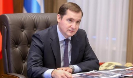 Губернатор Архангельской области поздравил жительниц Поморья с 8 Марта