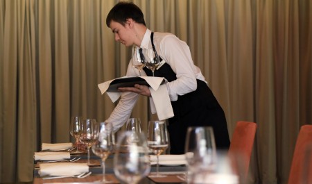 Предприниматели жалуются на высокие налоги: может ли правительство Архангельской области их снизить