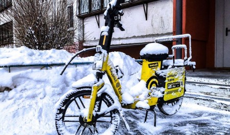 Курьерные перспективы. Владимир Путин потребовал выдавить велодоставщиков с тротуаров — поможет ли?