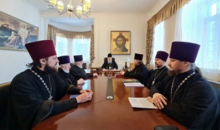 Митрополит Корнилий возглавил совещание в епархиальном управлении 