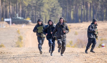 Минобороны придумало новый повод для отправки армии за границу: изучаем законопроект 