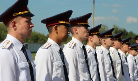 "Вы сидите, мы вас сторожим". У сотрудников УИС Поморья профессиональный праздник