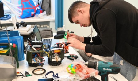 Студенты САФУ примут участие в соревнованиях по робототехнике