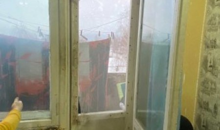 Женщина-инвалид из Плесецка добилась замены окон