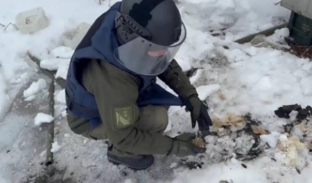 Специалисты сводного пиротехнического отряда МЧС России обезвредили более 19500 взрывоопасных предметов в Курской области