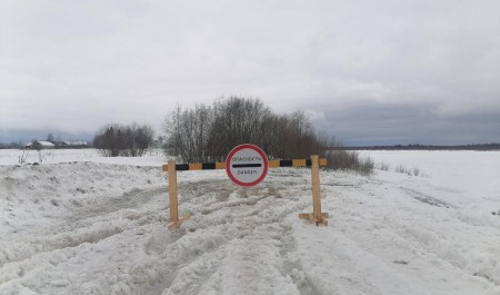 Из-за потепления в Архангельской области закрывают ледовые переправы: где не проехать