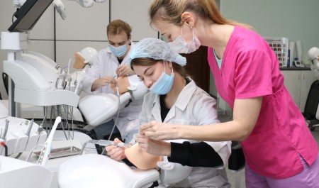 Традиционный конкурс «Шаг в медицину» для будущих абитуриентов СГМУ пройдет в новом формате