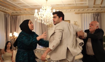 «Возродится из пепла»: куда делся исполнитель роли Фатиха из «Клюквенного шербета» и где он сейчас