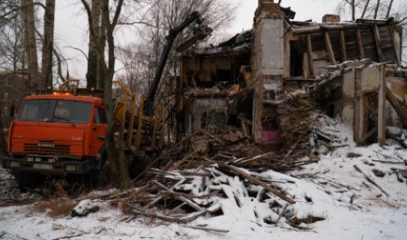 «Останавливаться не собираемся»: в Архангельске планируют снести 100 деревянных домов за год 