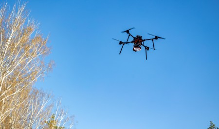 В Архангельской области отменили режим беспилотной опасности — он действовал всю ночь В Архангельской области отменили режим беспилотной опасности — он действовал всю ночь