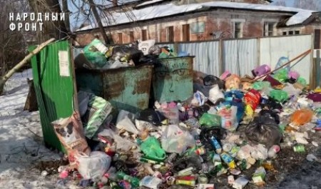 Кто устроил в Карпогорах мусорный коллапс?!