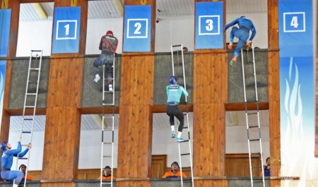 В Татарстане стартовали Всероссийские соревнования по пожарно-спасательному спорту среди специальных управлений ФПС МЧС России