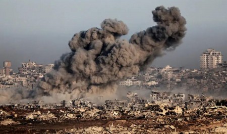 Иран отказался от перемирия и заявил о мести Израилю и США. Главное о войне на Ближнем Востоке к этому часу