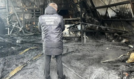 Двое жителей Архангельска погибли в горевшем автосервисе