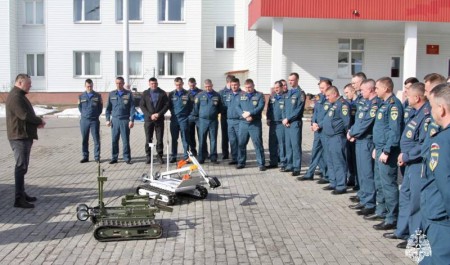 В Ногинском спасательном центре МЧС России пиротехники совершенствуют навыки