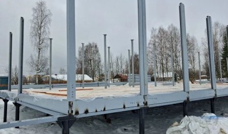 В Ленском округе Поморья продолжается строительство модульной больницы