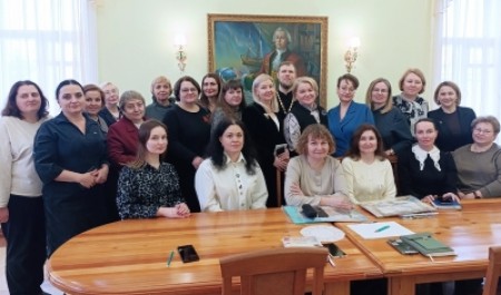 Священник Кирилл Кочнев принял участие в кругом столе по вопросам духовного развития детей 