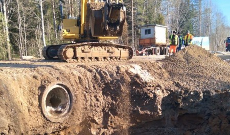 В Коношском районе продолжается ремонт дороги Коноша – Вожега