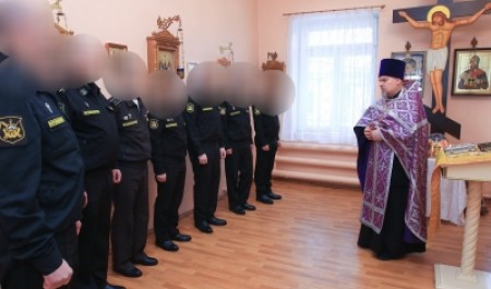 Священник Антоний Власов поздравил северодвинских воинов с Днем моряка-подводника