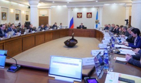 В Архангельской области продолжается переселение жителей из аварийных домов