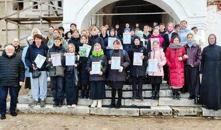 Воспитанники школ Холмогорского округа изучили историю Сийской обители