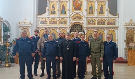 Архангельские казаки обсудили планы с духовником священником Василием Лапко 