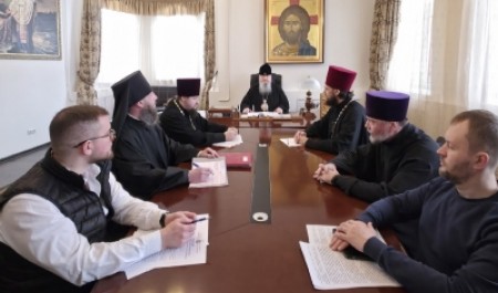 Митрополит Корнилий возглавил совещание в епархиальном управлении 