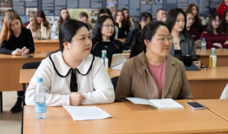 Огненный конь объединил Россию и Китай: в САФУ прошел интеллектуальный марафон Огненный конь объединил Россию и Китай: в САФУ прошел интеллектуальный марафон