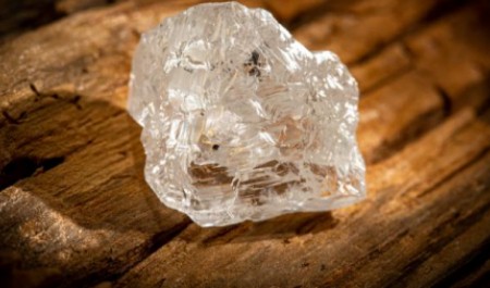 Новый крупный алмаз подняли из недр Архангельской области после рекордной находки