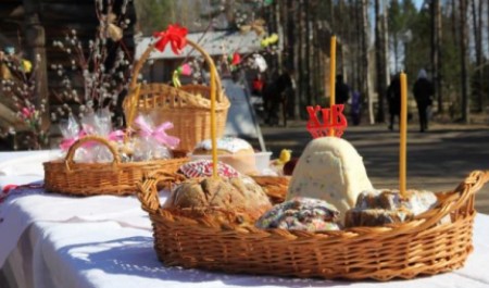 Архангелогородцы отметят Пасху в «Малых Корелах» обрядами и колокольным звоном