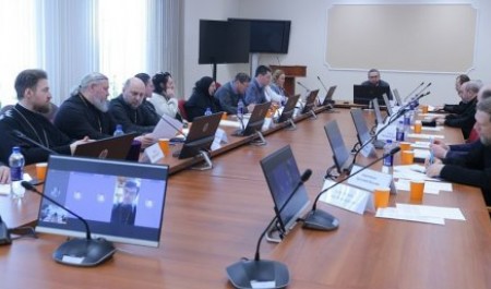 "Не мы спасаем храмы, храмы спасают нас"