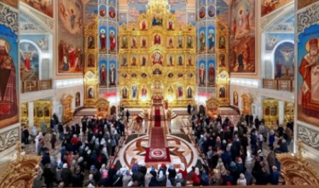 Первые лица Архангельской области обратились к жителям с пасхальными поздравлениями