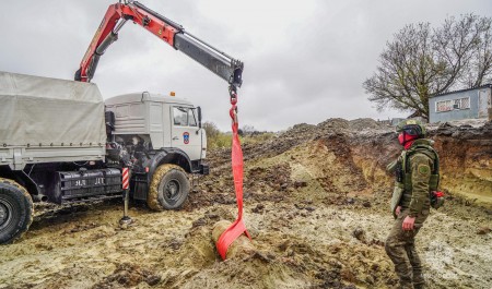 В Волгоградской области саперы МЧС России уничтожили две авиабомбы