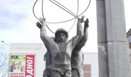 Архангелогородцы вновь обсуждают исчезнувший памятник покорителям космоса