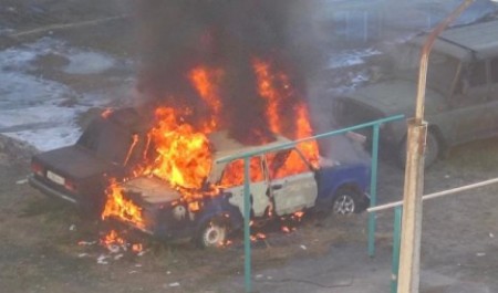 Детские игры с огнем обернулись пожарами автомобилей в Архангельской области