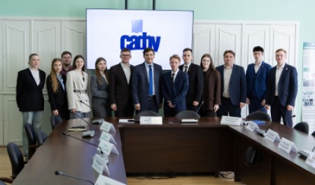 Михаил Данилов обсудил со студентами-парламентариями их роль в развитии САФУ