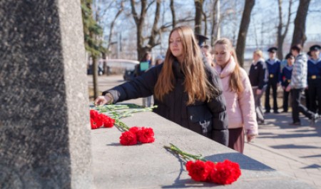В САФУ почтили память Михаила Васильевича Ломоносова