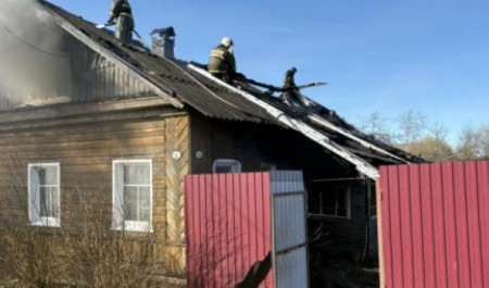 В Поморье пятилетний ребенок погиб, пока был один дома во время пожара