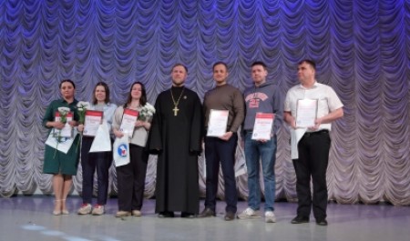 Почетный донор России священник Кирилл Кочнев поздравил участников торжественного события в СГМУ 