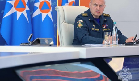 В МЧС России обсудили вопросы безопасности в периоды летней оздоровительной кампании и пожарной опасности