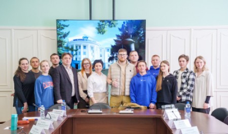 В САФУ прошла встреча с председателем АССК России Владимиром Минеевым