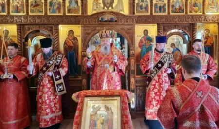 Митрополит Корнилий совершил всенощное бдение в канун недели о самаряныне 