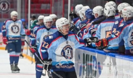 «Беломорец» из Северодвинска завоевал бронзу Ночной хоккейной лиги