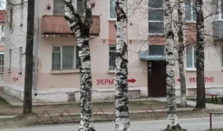 В Мирном жители воруют и ломают ключи от укрытий в подвалах В Мирном жители воруют и ломают ключи от укрытий в подвалах