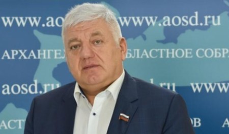 Известный архангельский бизнесмен Михаил Авалиани решил оставить депутатское кресло