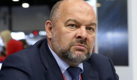Чемезов своих не бросает. Игорь Орлов всплыл в Омске